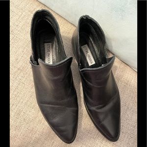 Steve Madden leather booties